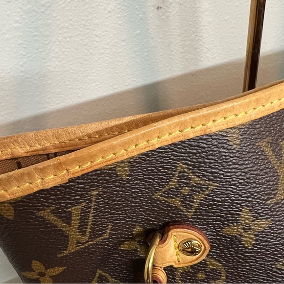 Authentic Louis Vuitton Monogram Neverfull MM bag❤️ - Picture 7 of 16